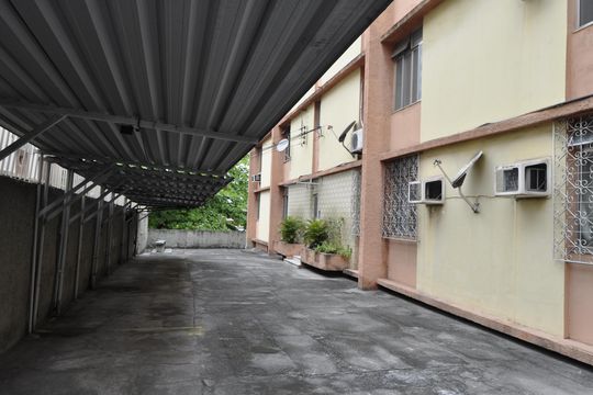 Área externa de apartamento à venda com 3 quartos, 72m² em Pilares, Rio de Janeiro