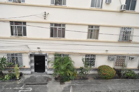 Vista do quarto 3 de apartamento à venda com 3 quartos, 72m² em Pilares, Rio de Janeiro