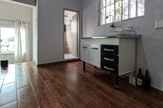 Casa para alugar com 1 quarto, 30m² em Parque Pan Americano, São Paulo