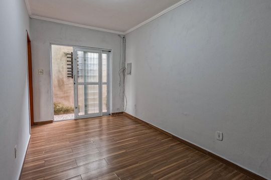 Casa para alugar com 2 quartos, 60m² em Parque Pan Americano, São Paulo