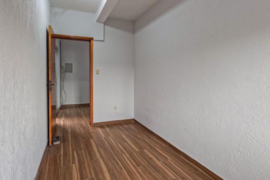Casa para alugar com 2 quartos, 60m² em Parque Pan Americano, São Paulo