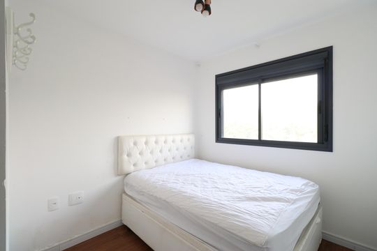 Suíte  de apartamento para alugar com 2 quartos, 55m² em Vila Anastácio, São Paulo