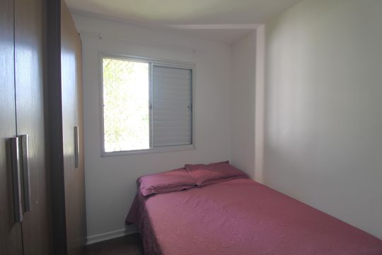 Quarto 1 de apartamento para alugar com 2 quartos, 47m² em Vila Arriete, São Paulo