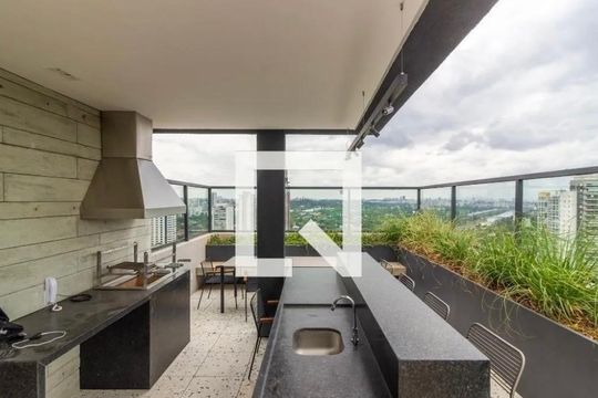 Kitnet/Studio à venda com 1 quarto, 25m² em Pinheiros, São Paulo