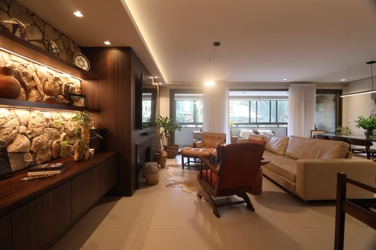Apartamento para alugar com 3 quartos, 167m² em Centro, Canoas