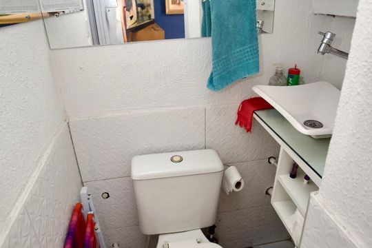 Lavabo de casa de condomínio à venda com 2 quartos, 100m² em Vila Darci Vargas, Belo Horizonte