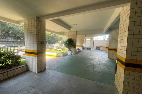 Garagem de apartamento para alugar com 1 quarto, 45m² em Centro, São Vicente