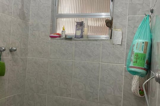 Banheiro de apartamento à venda com 1 quarto, 47m² em Copacabana, Rio de Janeiro