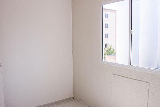Apartamento para alugar com 2 quartos, 40m² em Guaratiba, Rio de Janeiro