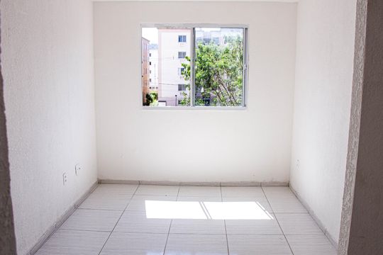 Apartamento para alugar com 2 quartos, 40m² em Guaratiba, Rio de Janeiro