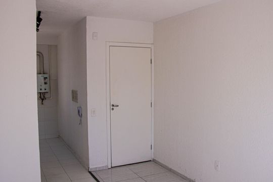 Apartamento para alugar com 2 quartos, 40m² em Guaratiba, Rio de Janeiro