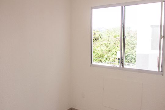 Apartamento para alugar com 2 quartos, 40m² em Guaratiba, Rio de Janeiro
