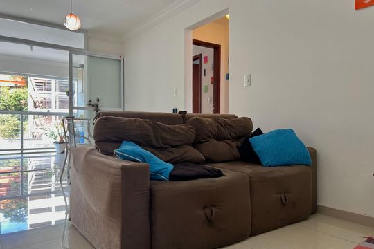 Sala de apartamento para alugar com 2 quartos, 75m² em Granbery, Juiz de Fora