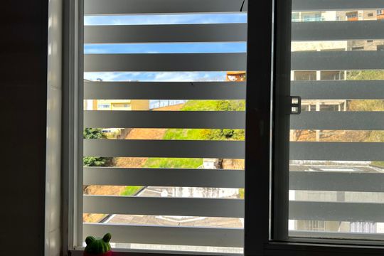 Janela Área de Serviço  de apartamento para alugar com 2 quartos, 75m² em Granbery, Juiz de Fora
