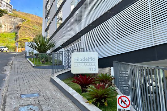 Fachada do Prédio de apartamento para alugar com 2 quartos, 75m² em Granbery, Juiz de Fora
