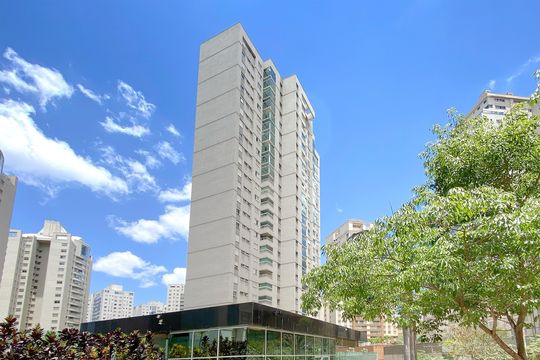 Fachada de apartamento para alugar com 2 quartos, 77m² em Vila da Serra, Nova Lima