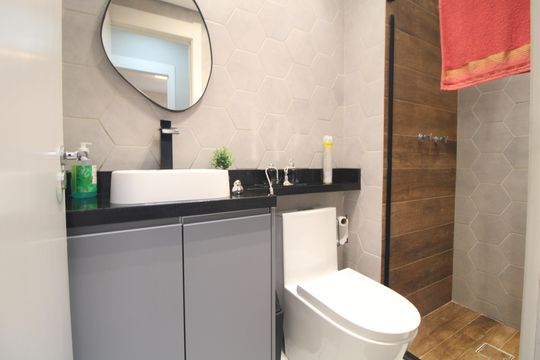 Banheiro de apartamento para alugar com 2 quartos, 36m² em Usina Piratininga, São Paulo