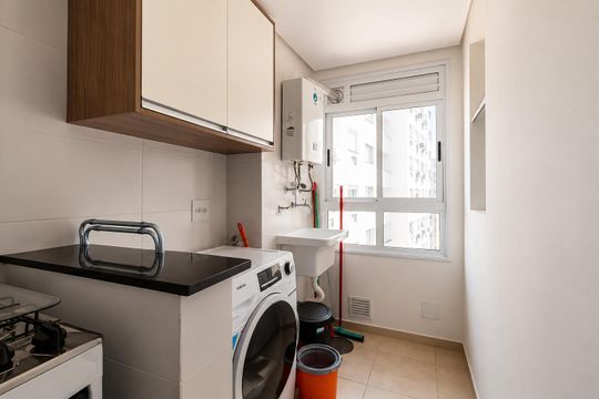 Área de serviço de apartamento para alugar com 2 quartos, 50m² em Tristeza, Porto Alegre