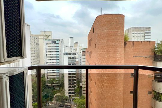 Varanda do Quarto de apartamento à venda com 2 quartos, 65m² em Jardim Paulista, São Paulo