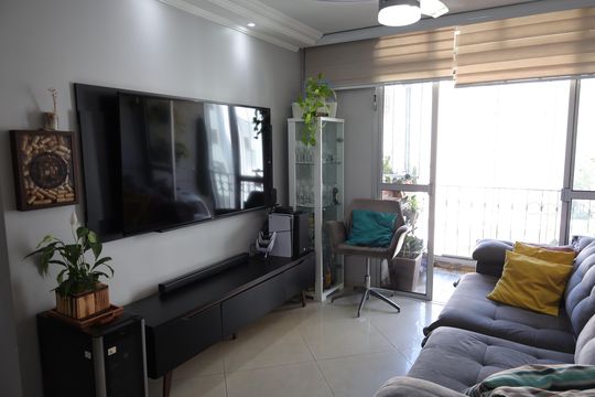 Sala de apartamento para alugar com 3 quartos, 75m² em Vila Sofia, São Paulo