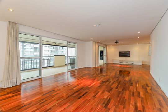 Apartamento para alugar com 5 quartos, 290m² em Campo Belo, São Paulo