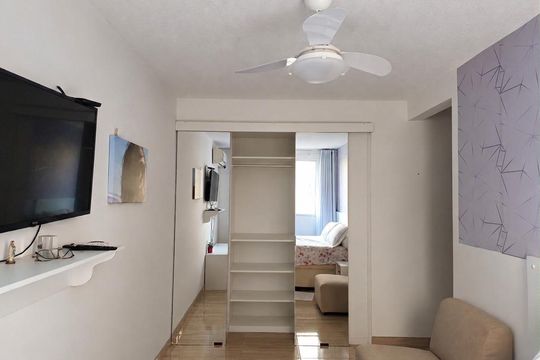 Quarto de apartamento para alugar com 1 quarto, 52m² em Santa Cruz, Rio de Janeiro