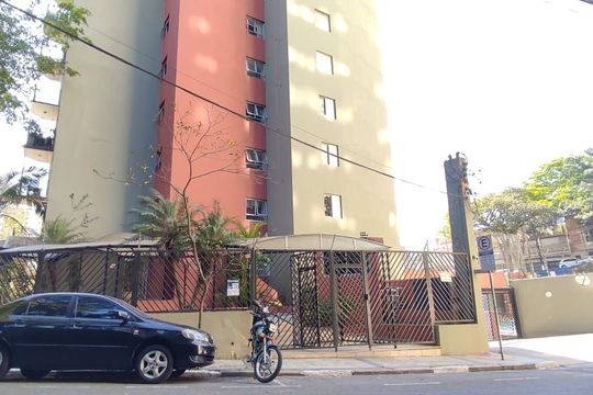 Fachada de apartamento à venda com 3 quartos, 73m² em Vila Conceicao, Diadema