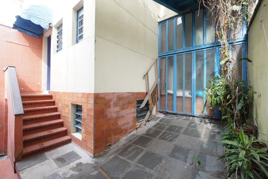 Quintal de casa à venda com 4 quartos, 175m² em Vila Mariana, São Paulo