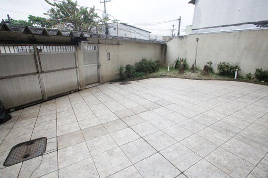 Garagem de casa à venda com 4 quartos, 650m² em Curicica, Rio de Janeiro
