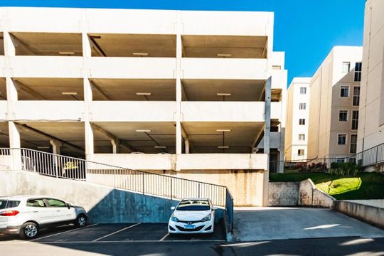 Garagem de apartamento para alugar com 2 quartos, 42m² em Juliana, Belo Horizonte