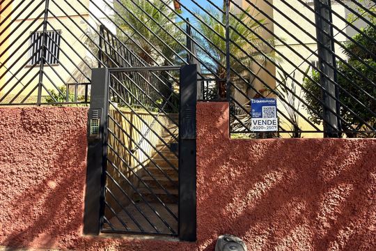Fachada do bloco de apartamento à venda com 2 quartos, 46m² em Camargos, Belo Horizonte