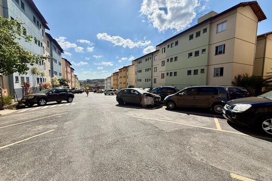 Garagem de apartamento à venda com 2 quartos, 46m² em Camargos, Belo Horizonte