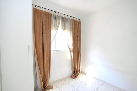 Quarto 2 de apartamento à venda com 2 quartos, 46m² em Camargos, Belo Horizonte