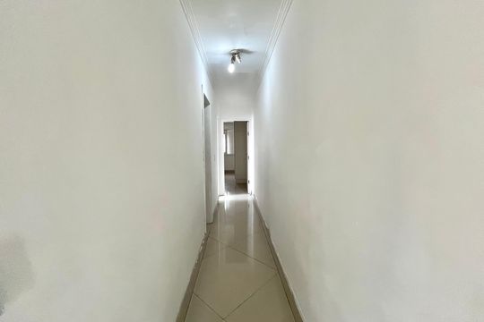Corredor de casa para alugar com 3 quartos, 200m² em Jabaquara, São Paulo