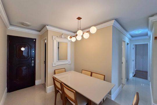 Sala de apartamento à venda com 3 quartos, 120m² em Recreio dos Bandeirantes, Rio de Janeiro