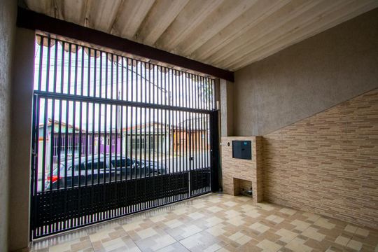 Garagem de casa para alugar com 3 quartos, 200m² em Cidade São Jorge, Santo André