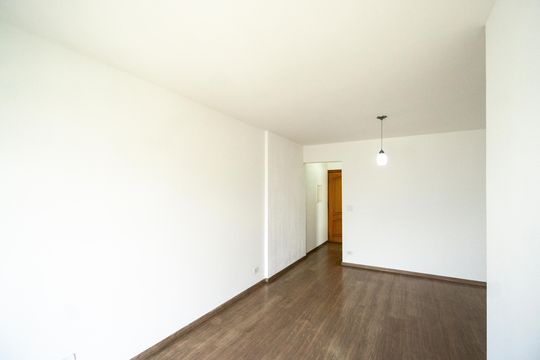 Sala de apartamento para alugar com 3 quartos, 68m² em Vila Gomes Cardim, São Paulo