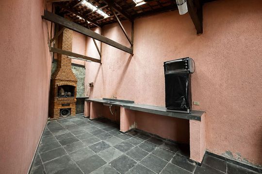 Churrasqueira de casa à venda com 3 quartos, 135m² em Jaguaribe, Osasco