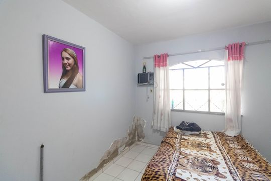 Quarto 1 de casa para alugar com 2 quartos, 360m² em Campo Grande, Rio de Janeiro