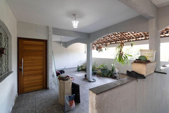 Varanda de casa para alugar com 2 quartos, 360m² em Campo Grande, Rio de Janeiro