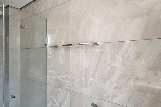 Banheiro de apartamento para alugar com 2 quartos, 55m² em Jardim Iris, São Paulo