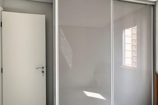 Quarto 2 de apartamento para alugar com 2 quartos, 55m² em Jardim Iris, São Paulo