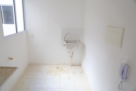 Cozinha/Área de serviço de apartamento para alugar com 2 quartos, 42m² em Residencial Sonho Dourado Ii, Goiânia