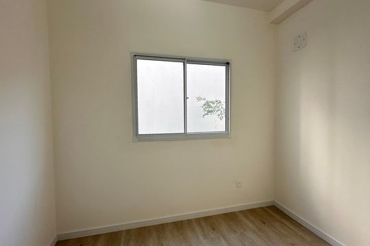 Apartamento para alugar com 2 quartos, 42m² em Várzea de Baixo, São Paulo