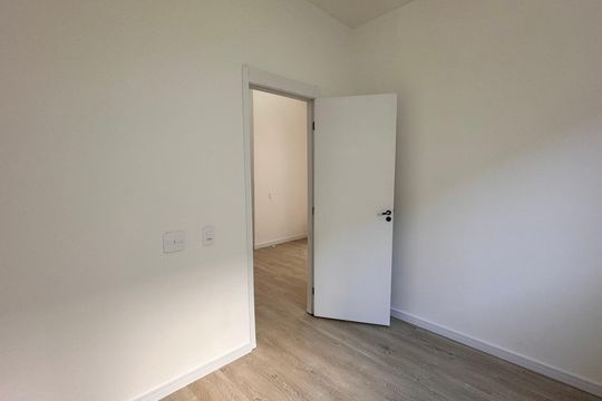 Apartamento para alugar com 2 quartos, 42m² em Várzea de Baixo, São Paulo