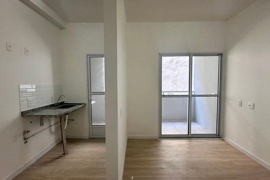 Apartamento para alugar com 2 quartos, 42m² em Várzea de Baixo, São Paulo