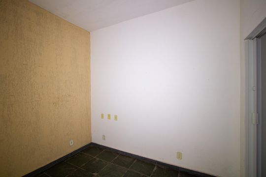 Quarto 1 de casa para alugar com 2 quartos, 50m² em Mutua, São Gonçalo