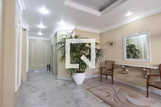 Hall social de apartamento à venda com 3 quartos, 182m² em Perdizes, São Paulo