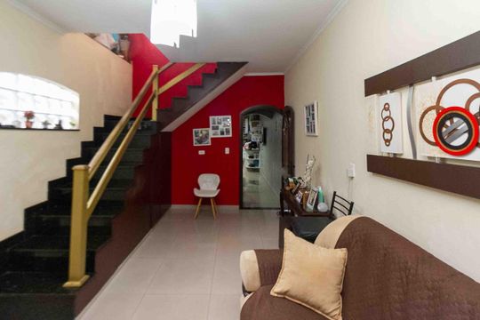 Casa à venda com 3 quartos, 196m² em Jardim Tiete, São Paulo