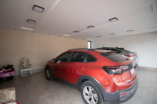 Garagem de casa de condomínio à venda com 4 quartos, 330m² em Vicente Pires, Brasília